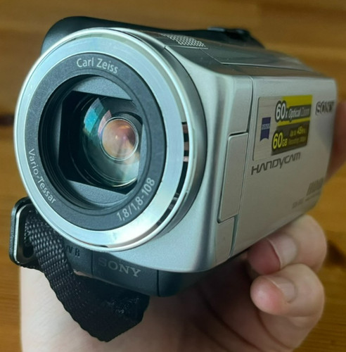 Sony handycam dcr - sony, camera