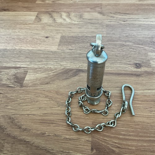 Metropolitan police whistle - metropolitan,