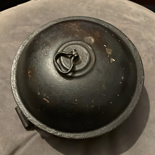 Tin spice box with - spice,