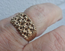 9ct Gold KEEPER Ring c1990s