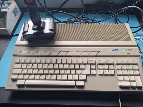 Atari 520fm upgraded 1mb - atari,