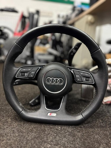 Audi line flat - line,