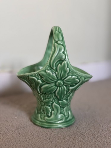 Sylvac 1780 green basket - 1780,