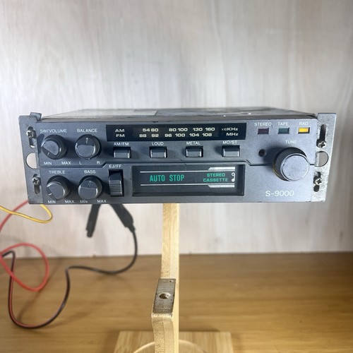 Vintage 9000 car radio - vintage,