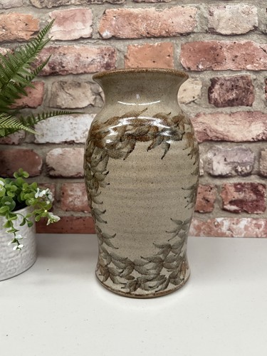 Twentypence pottery wilburton - pottery,