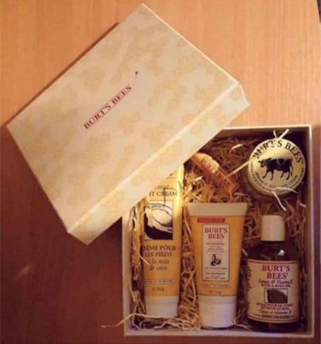 Burt bee indulgence gift - bee:,