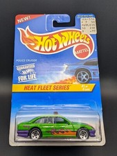 Hot Wheels #537 Police Cruiser Green Heat Fleet Series Vintage 1996 Release L36
