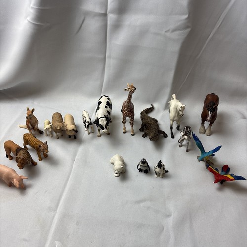 Schleich animal figures bundle - animal,