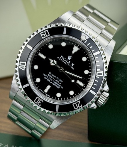 Rolex submariner non - rolex, date