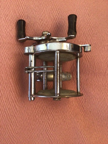 Vintage pflueger rocket model - pflueger,