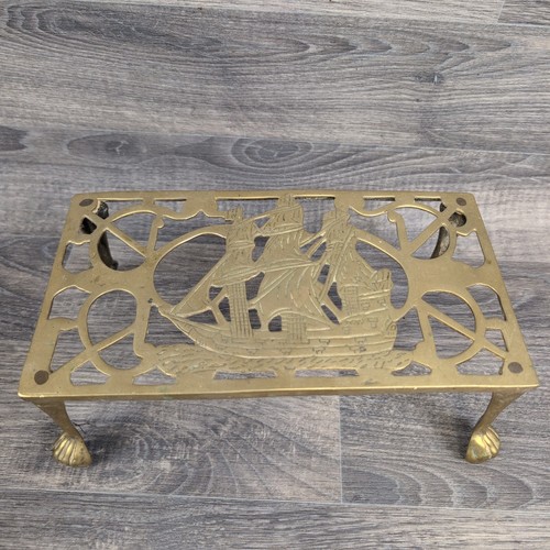 Vintage old brass trivet stand - vintage,