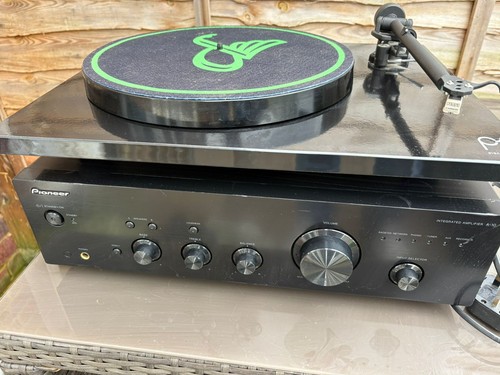 Rega planar turntable - planar, 1