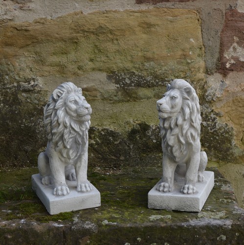 Lion set stone figures - 2,