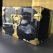 Japanese Samurai Armor Box Yoroi Bitsu Ginkgo Family Crest Edo period from Japan