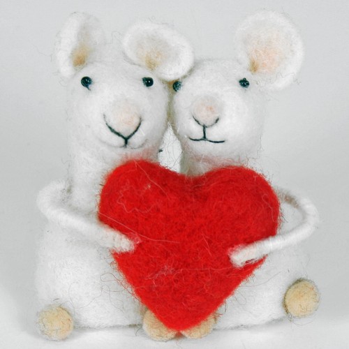 The cutest needlefelt mouse - the,