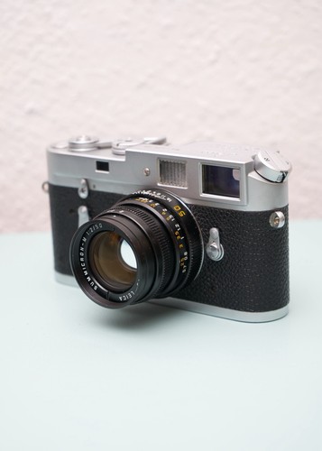 Leica 35mm film rangefinder - m4,