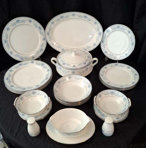 Noritake blue hill 23 - noritake,