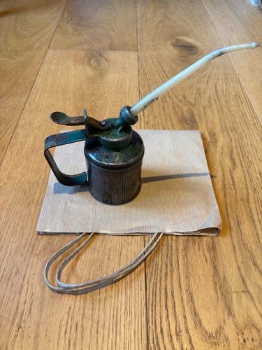 Wesco vintage thumb pump - pump, oil