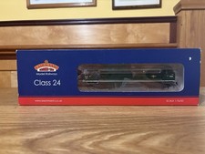 BACHMANN 32-430A CLASS 24 BR DIESEL LOCOMOTIVE NO. D5030 BOXED