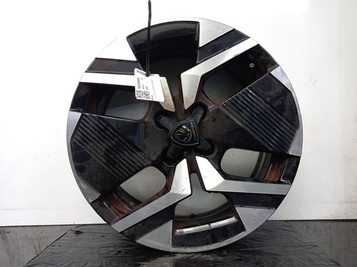 Peugeot 2008 alloy wheel - wheel, 17