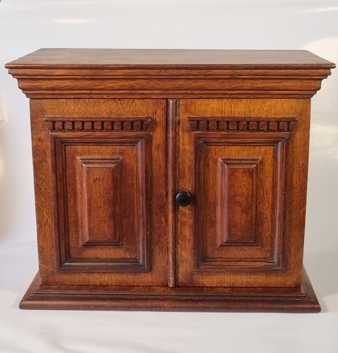 Small antique solid oak table - antique,