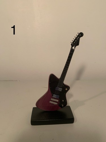Mini replica guitar - mini, ornaments