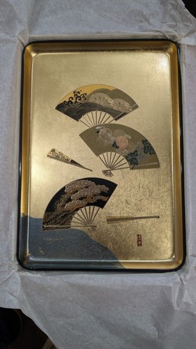 Gold maki lacquerware tray - maki-e,