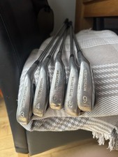 Right-Handed Golf Clubs