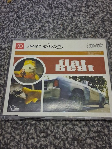 Oizo flat beat - track, uk
