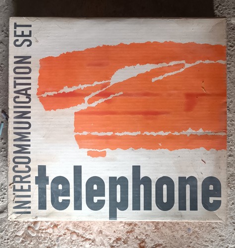 Set telephone - set,