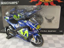1/12 MINICHAMPS VALENTINO ROSSI MOTO GP 2017 YAMAHA YZR- M1 MOVISTSAR 122 173046