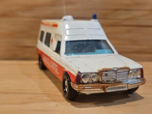 Vintage corgi mercedes benz - corgi, mercedes-benz