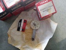 NOS Lucas 54702586 Wiper Shaft