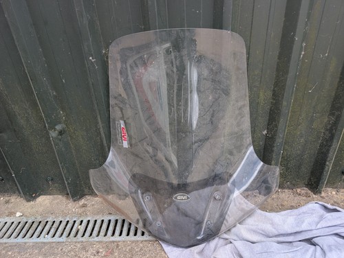 Yamaha majesty 125 - majesty, givi