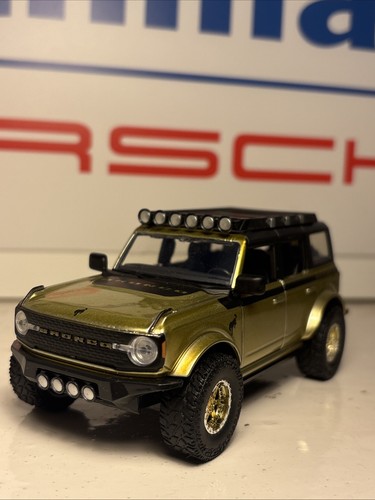 Jada ford bronco - ford,