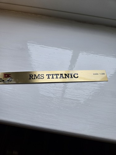 Brass plaque rms titanic - rms,