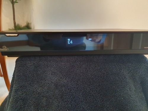 Humax foxsat hdr - bt,