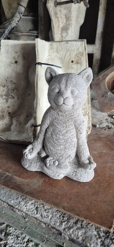 Latex fibreglass mould - of, a
