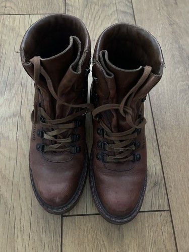 Deadstock rare mephisto tan - deadstock,