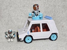 Teen Titans Go! DXR06 T-Car