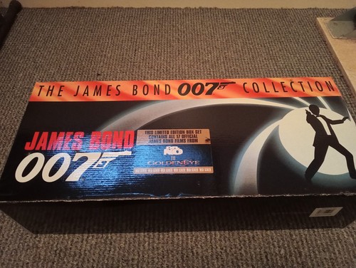The james bond 007 - bond,