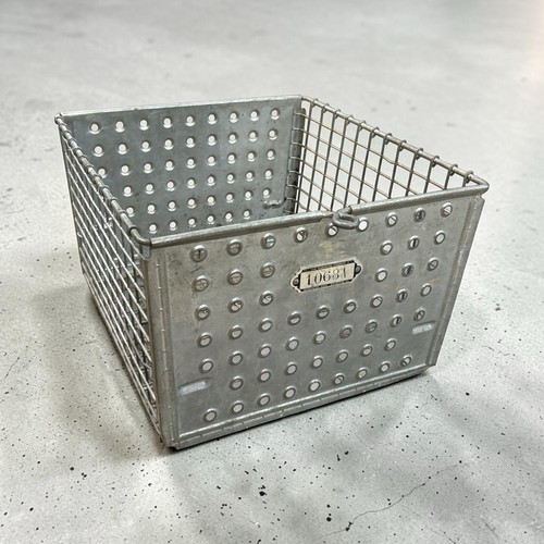 Vintage androck metal wire - metal,