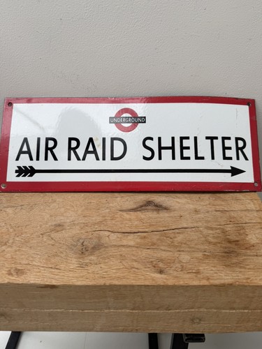 Air raid shelter london - raid,