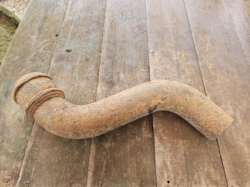 Original cast iron offset bend - original,