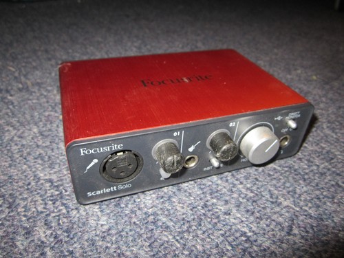 Focusrite scarlett solo 1st - solo, (1st