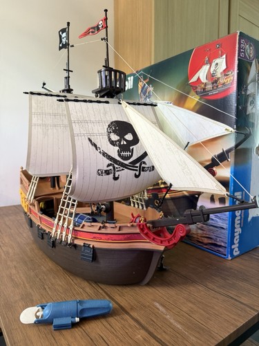 Playmobil 5135 large pirate - playmobil,