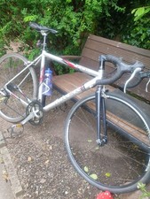 Mens Trek Road Bike. M- L