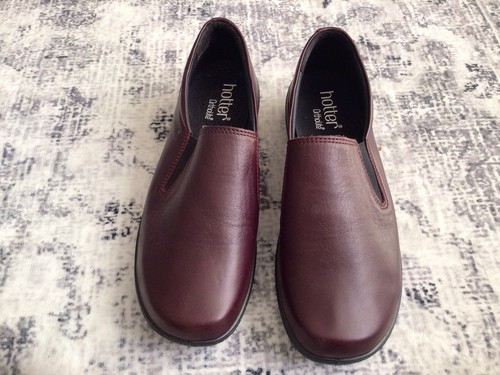 Hotter glove burgundy - hotter, flat
