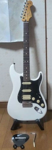 Fender stratocaster hss - hss, white