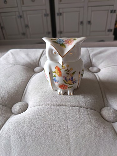 Aynsley fine bone china - bone,